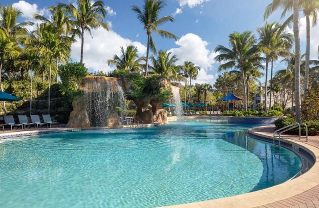 Hyatt Residence Club at Coconut Cove Thanksgiving wk 2-Bedroom from 11/24-11/30