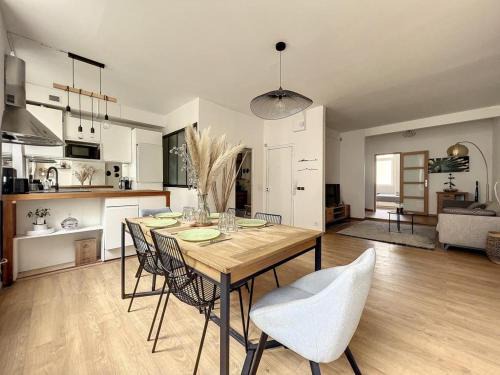 Hyper Central - Familiale - Spacieux - Confortable - Les Frères de la Loc'