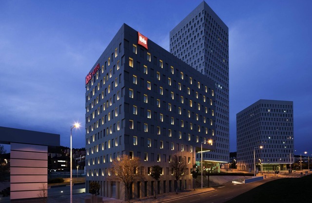 ibis Barcelona Santa Coloma