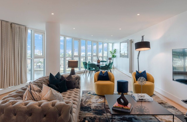 Iconic THAMES VIEW! NEW Architects' City Lifestyle Penthouse