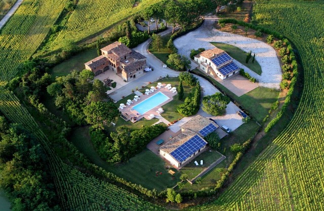Ideal residence for groups between Umbria and Tuscany with Salat Private Pool