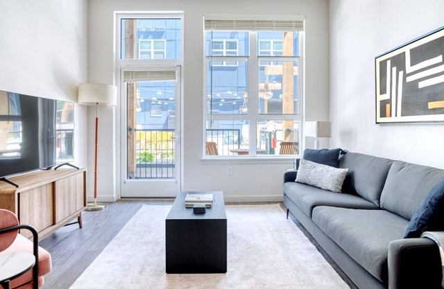 Ideal RiNo 2BR w/ Gym, W/D & Pool, nr Larimer St. Dining, by Blueground