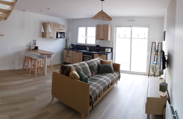 Ideally located apartment in the land of slate and the châteaux of the Loire!