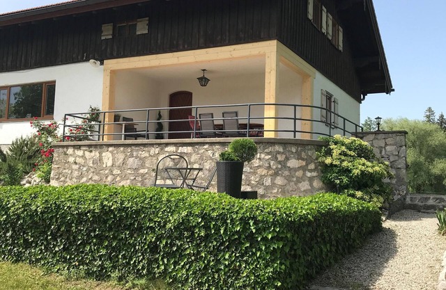 Idyllisches Landhaus, 150qm, für bis zu 9 Personen mit Großem Garten