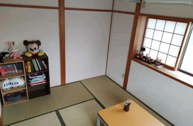 IIIハウス ひらパーからすぐの３階建て一軒家 全寝室エアコン新調 wifi完備 旅行&ビジネス大歓迎