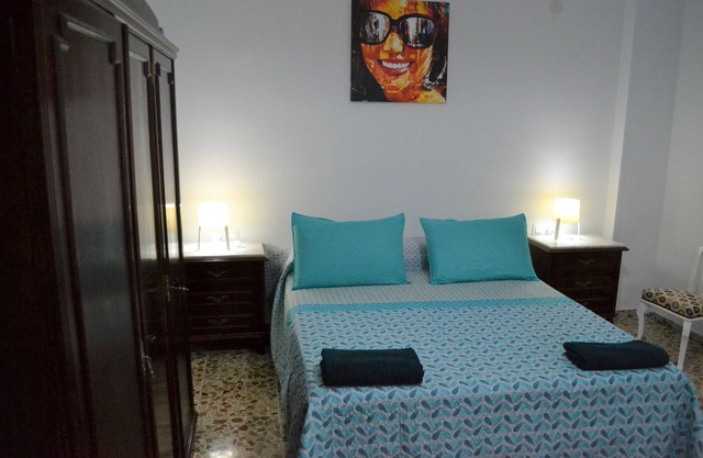 Impressive 1bed Apartment with a stunning bathroom