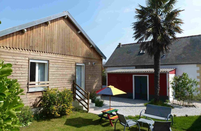 In Dinard, house with garden close to the sea - Gîte "Aod Gwer-Vein