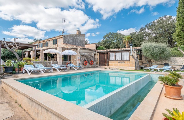 In Sineu - Finca Son Matginet 1 km from the Center