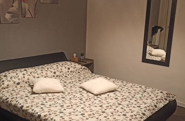 In the beautiful setting of Porta Pia is located " PARVA DOMUS ".