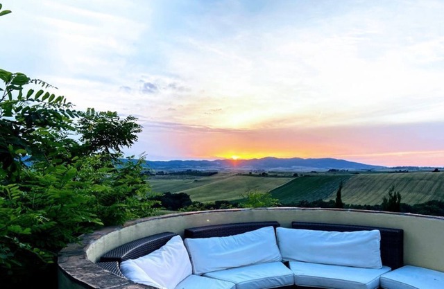 in the heart of Tuscany, fabulous farmhouse surrounded by greenery and with every comfort!