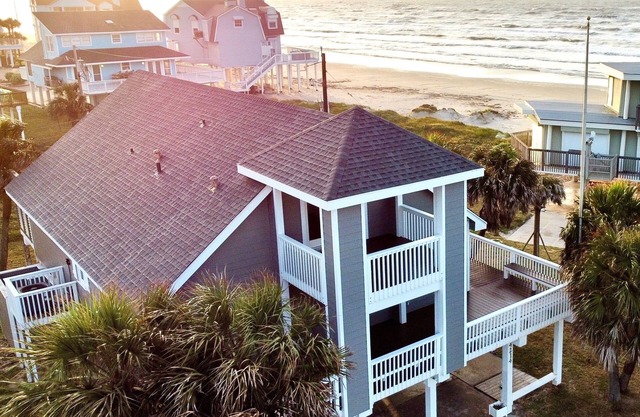 Incredible beachfront home, dog-friendly, steps to sand and beach