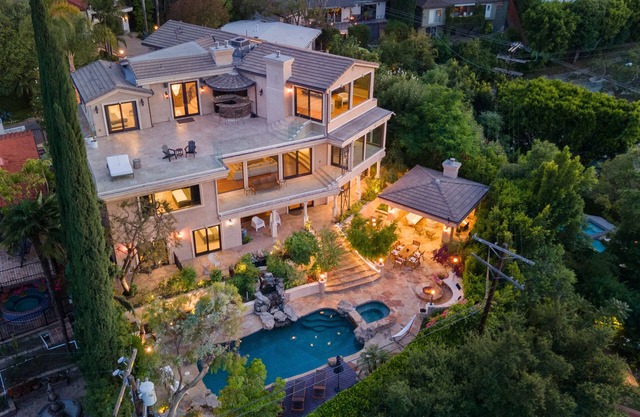 Incredible Los Angeles Mansion w/Panoramic Views