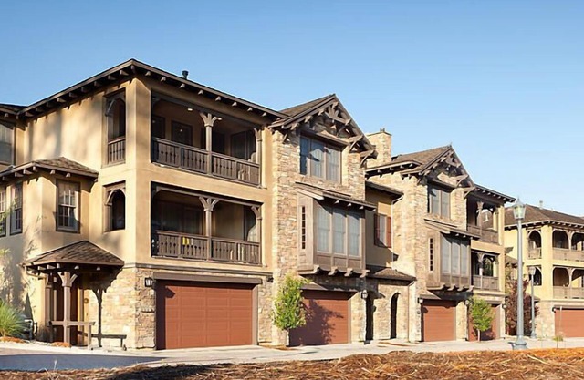 Incredible Resort - The Club at Big Bear Village!