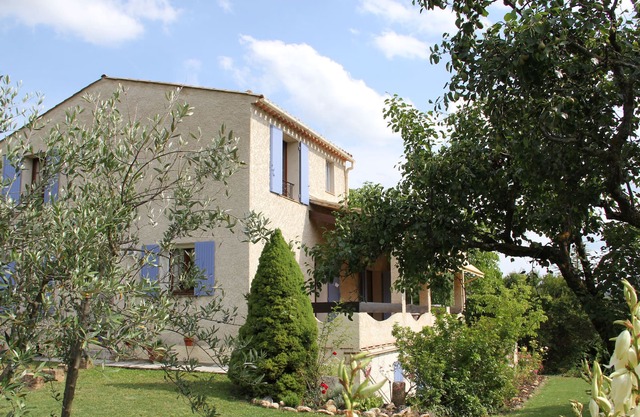 Independent villa in Moustiers, Gorges du Verdon lake of Ste Croix classified 3 keys