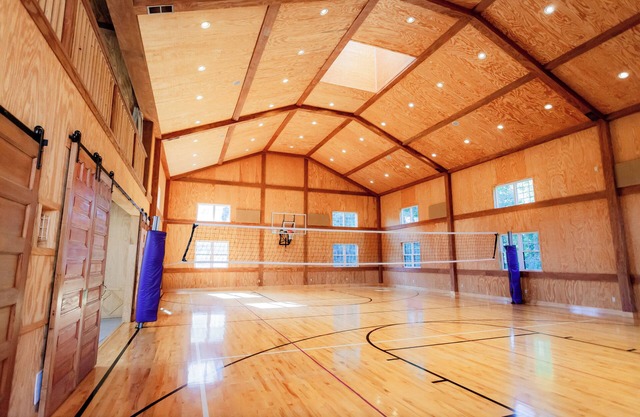 Indoor Gymnasium, Seasonal Pool, 7 Bedroom, Sleeps 25