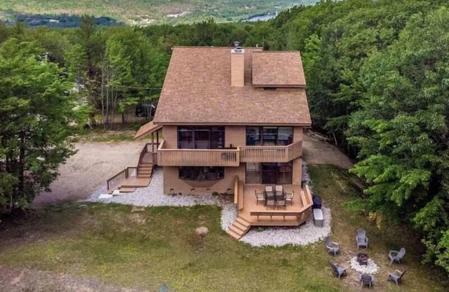 Indoor Pool and Sauna, Dog and Family Friendly