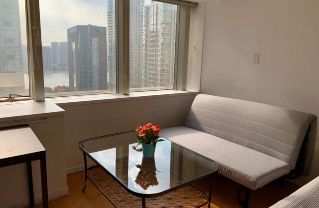 iNestin Shanghai Apt Lujiazui