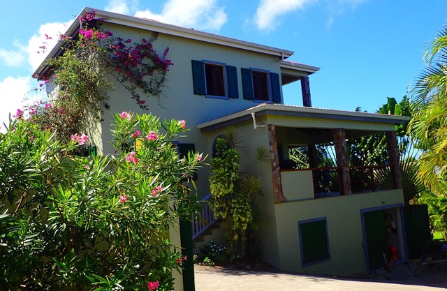 Infinity pool, spectacular views, mountain house. Innisfree.