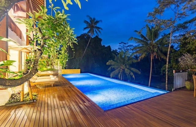 Infinity River 6 Bedroom Private Pool