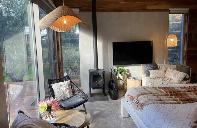 Injidup Beach Studio-fire Coastal Luxury Peaceful