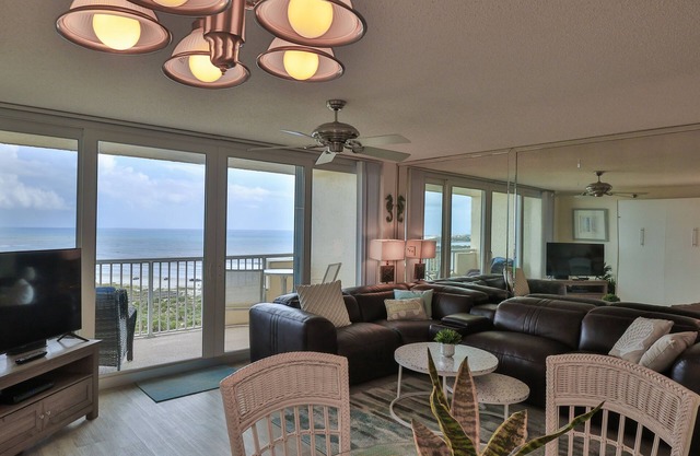 Inlet #1202- 1BD 1BTH Impressive Beachfront Escape