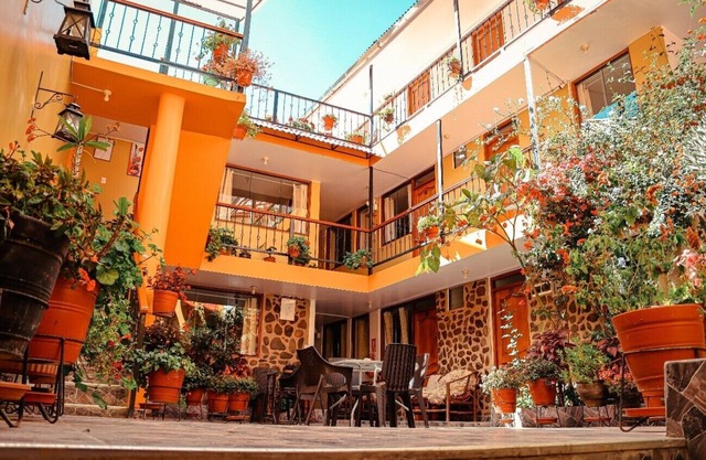 Intitambo Hotel