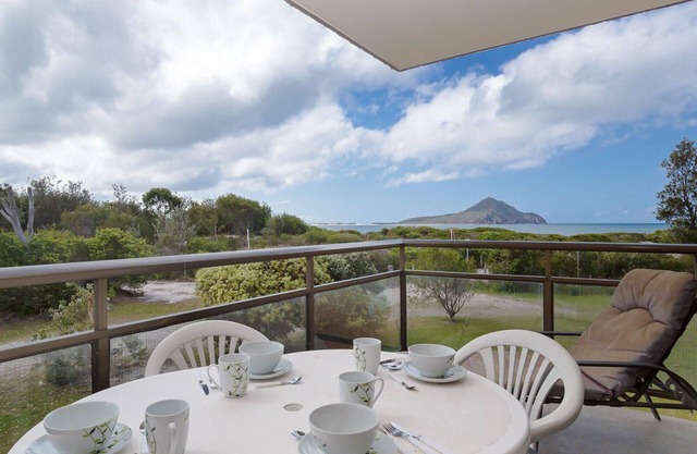 Intrepid, 13/3 Intrepid Cl - fantastic unit with stunning water views