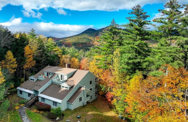 Inviting Bartlett Condo 1 Mi to Attitash Mountain