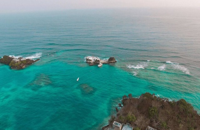 Isla Alquiles, Un Alucinante Isla que impresiona por su arquitectura