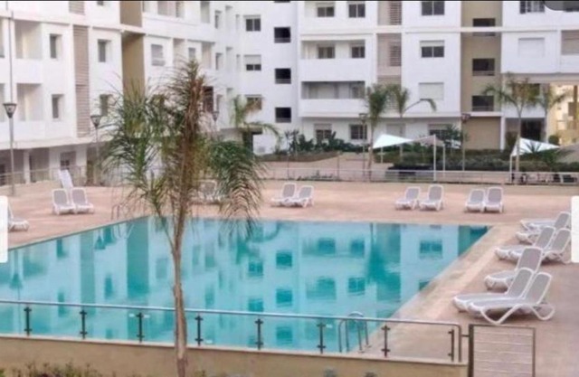 ISLAN BAY apartment POOL&BALCONY