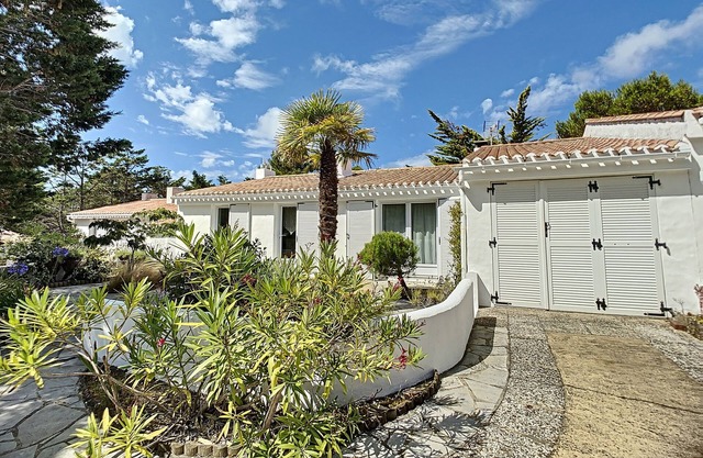 Island of Noirmoutier - Villa T4 on the dune 100m from the sandy beach