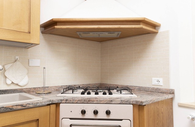 STELLA MARINA (ABOVE)