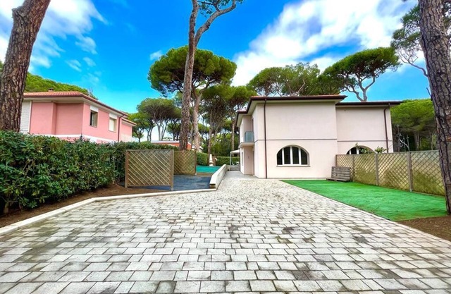 CAMELIA - MARINA DI CASTAGNETO CARDUCCI WITH 3 ROOMS