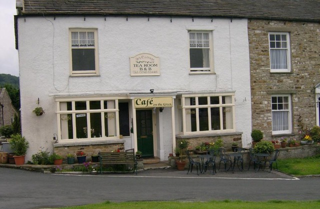 Ivy Cottage Bed & Breakfast