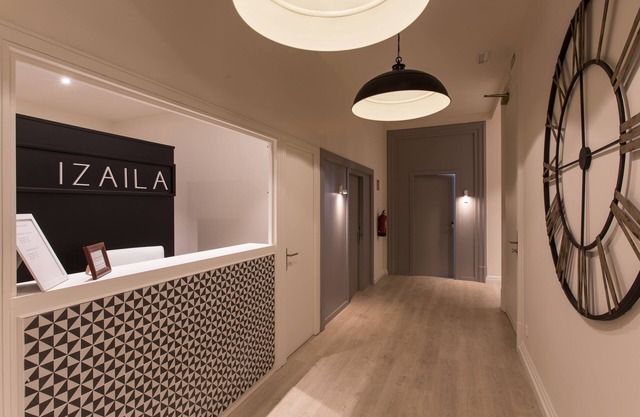 Izaila Plaza Catalunya