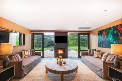 Jacaranda at Barranca - Luxury Villa