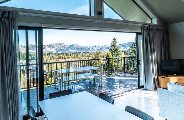Jacks Lodge - Hanmer Springs Townhouse