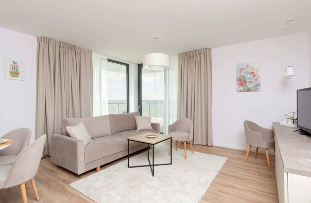Jantaris A40 | Sea View | Family Suite