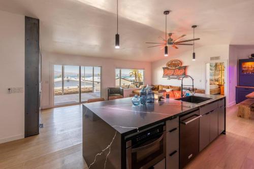 Jet Boat Billy's Speed Shop - Lake Havasu