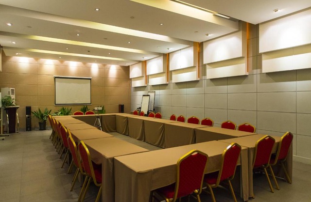 Jingjiang Inn Select Shanghai New Hongqiao