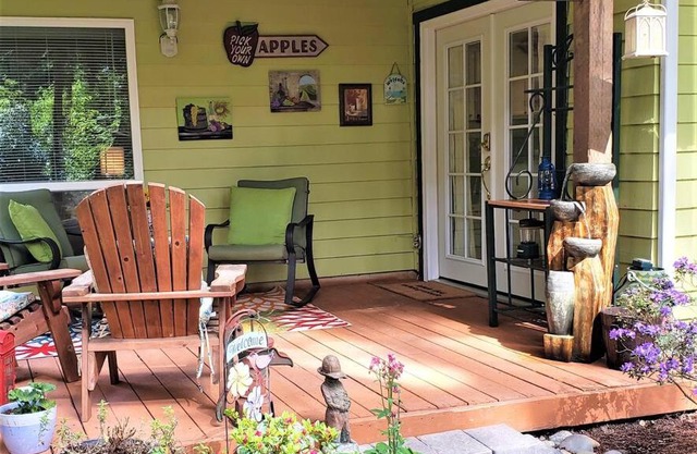 Joanne's Creekside BnB