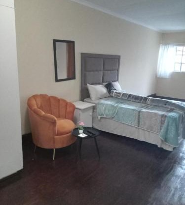 Johannesburg guest house Kensington