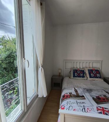 Joli appartement deux pièces avec terrasse dans le calme