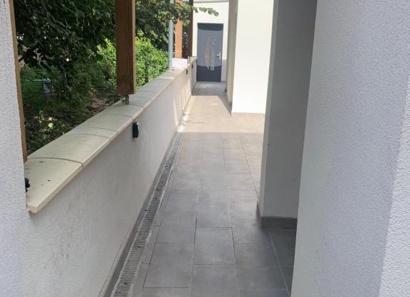 Jolie maisonnette avec terrasse Nancy centre