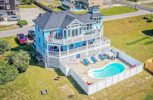 K1116 The Life of Riley. Pool, Hot Tub, Pool Table, Fire Pit, Ocean View!