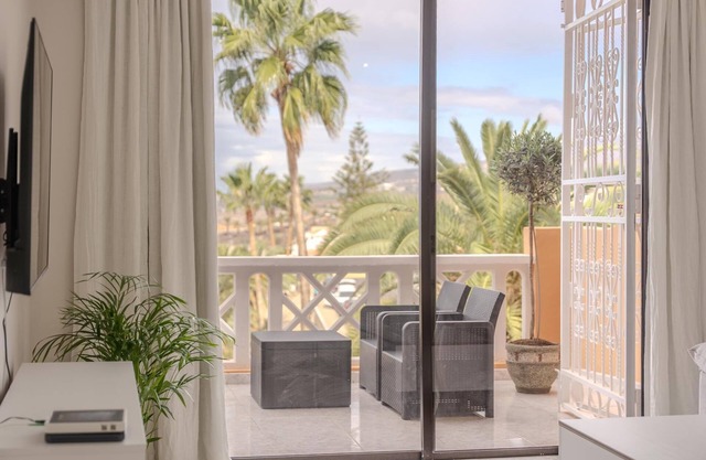 Kaora Ocean View Apartment