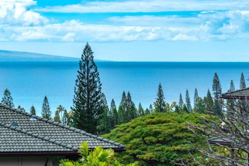 KBM Resorts Spacious 4-Bedroom Kapalua Golf Collection Multi Unit Listing Same Floor Golf Course Views 2 Free Rental Cars KGV-21P2P3