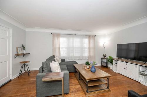 Kenwood Keys 1 - Cozy Stay for 6