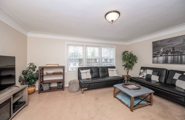 Kenwood Keys 2 Stay for 6!