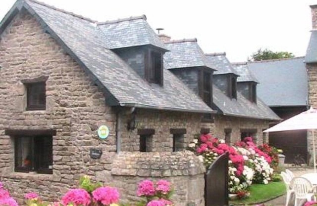 Kerberso gîte in Pléhédel